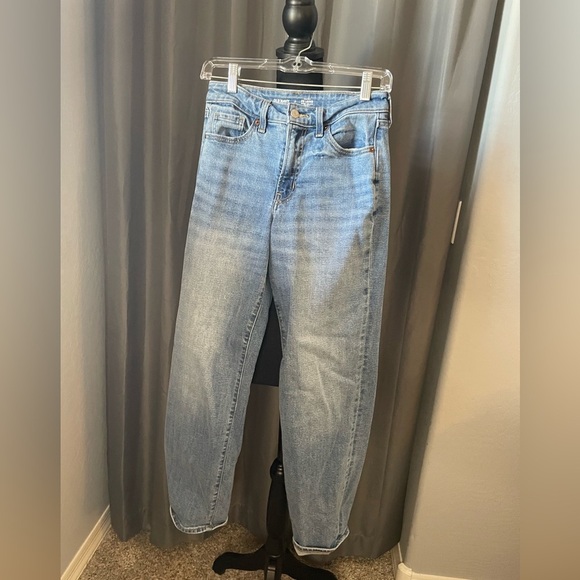 65. Old Navy OG Loose, Size 0, EUC - Picture 1 of 3